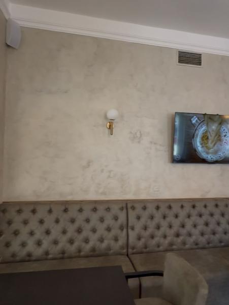 6CEF4F18-8C71-438E-B171-79A8A7E9CC47