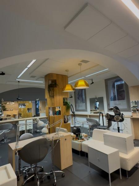 5459F976-EBD3-4696-9784-180C0F243B83